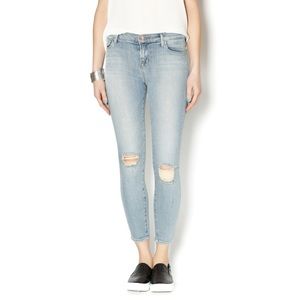 J Brand 835 Skinny Capri Jean in “Dropout” Wash